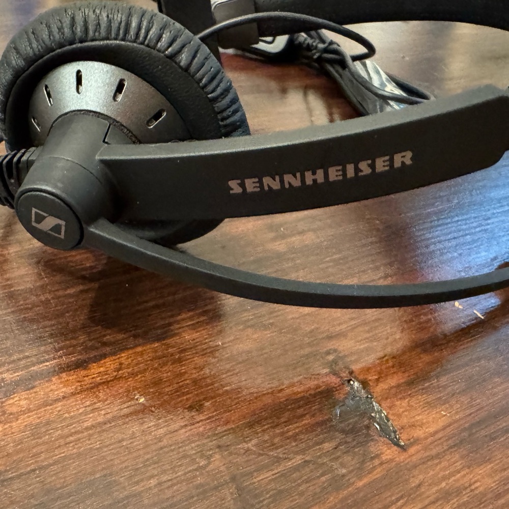 Sennheiser SC 40 USB MS Headset - Picture 3 of 4
